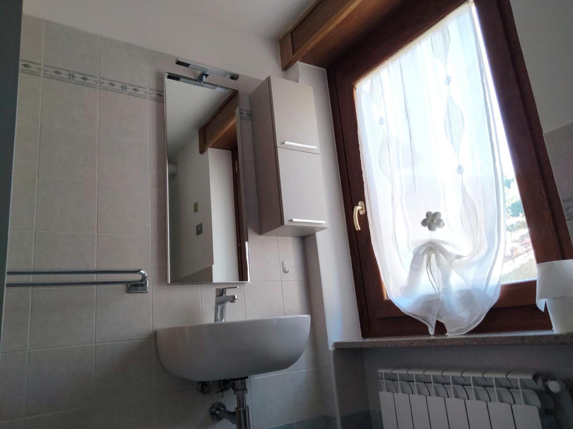 Single House Totally Independet * Introd